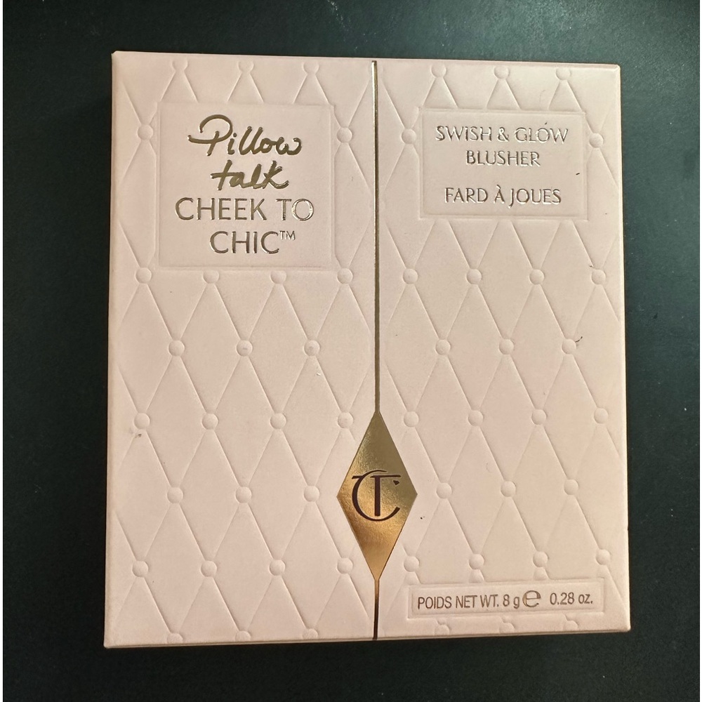 BNWT Charlotte Tillbury pillow talk cheek to chic swish&glow blush pillow talk